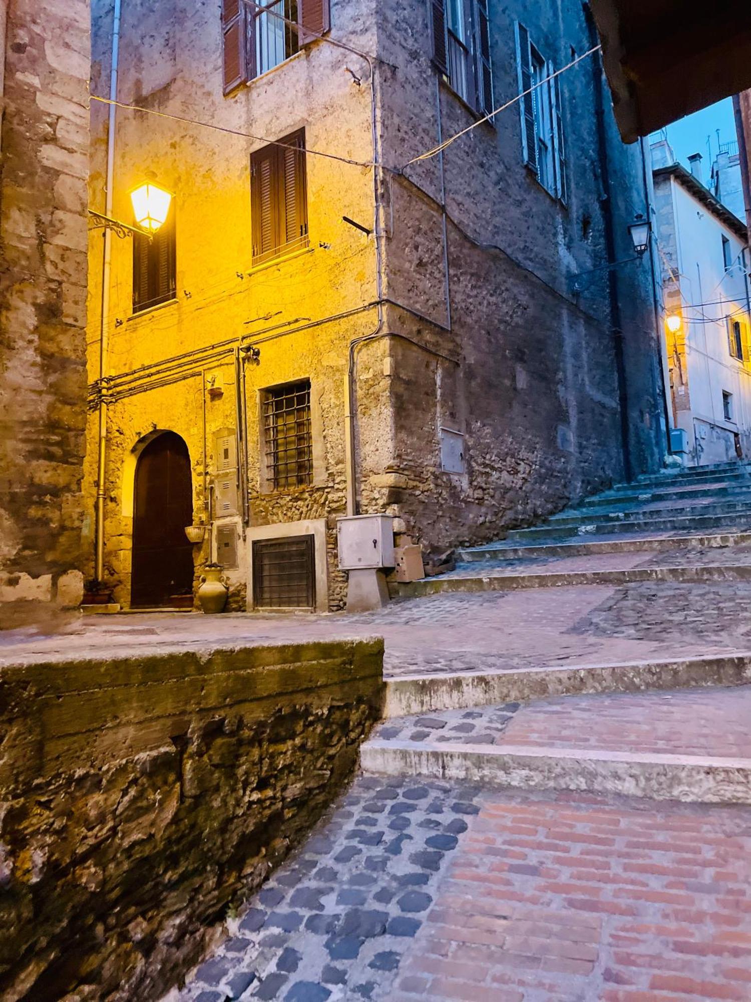 La Casa Del Borgo Anagniアパートメント エクステリア 写真